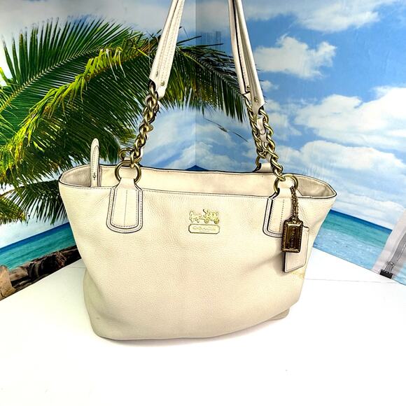 Coach F18934 Ashley Ivory Pebbled Leather Tote Bag with Chain Straps A1294-19668 - Picture 1 of 15